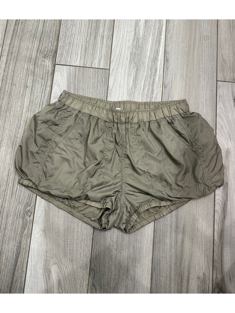 Free people Women's Athletic Shorts Size Small Olive Green